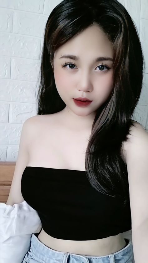 美女靠比