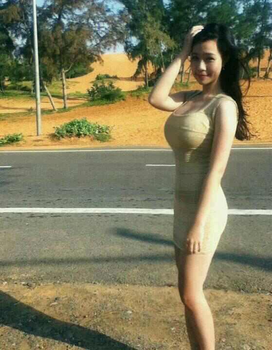 羞耻捆绑折磨调教白丝袜美女